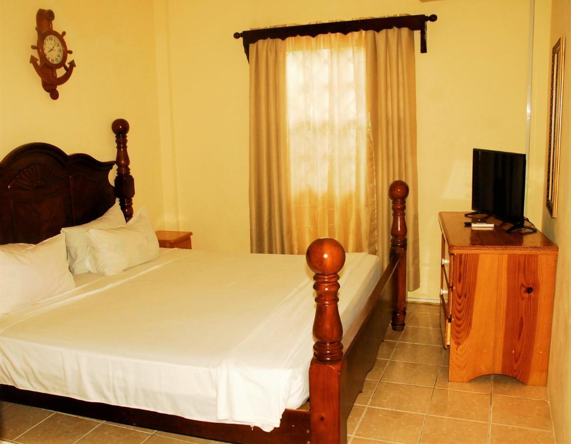 Rich View Hotel كينغستاون المظهر الخارجي الصورة